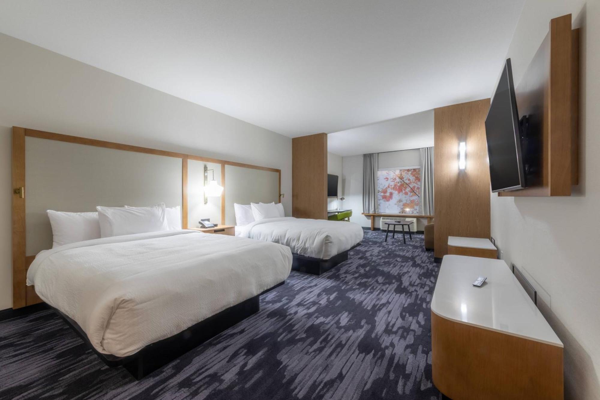 Fairfield & By Marriott Hotel 4*