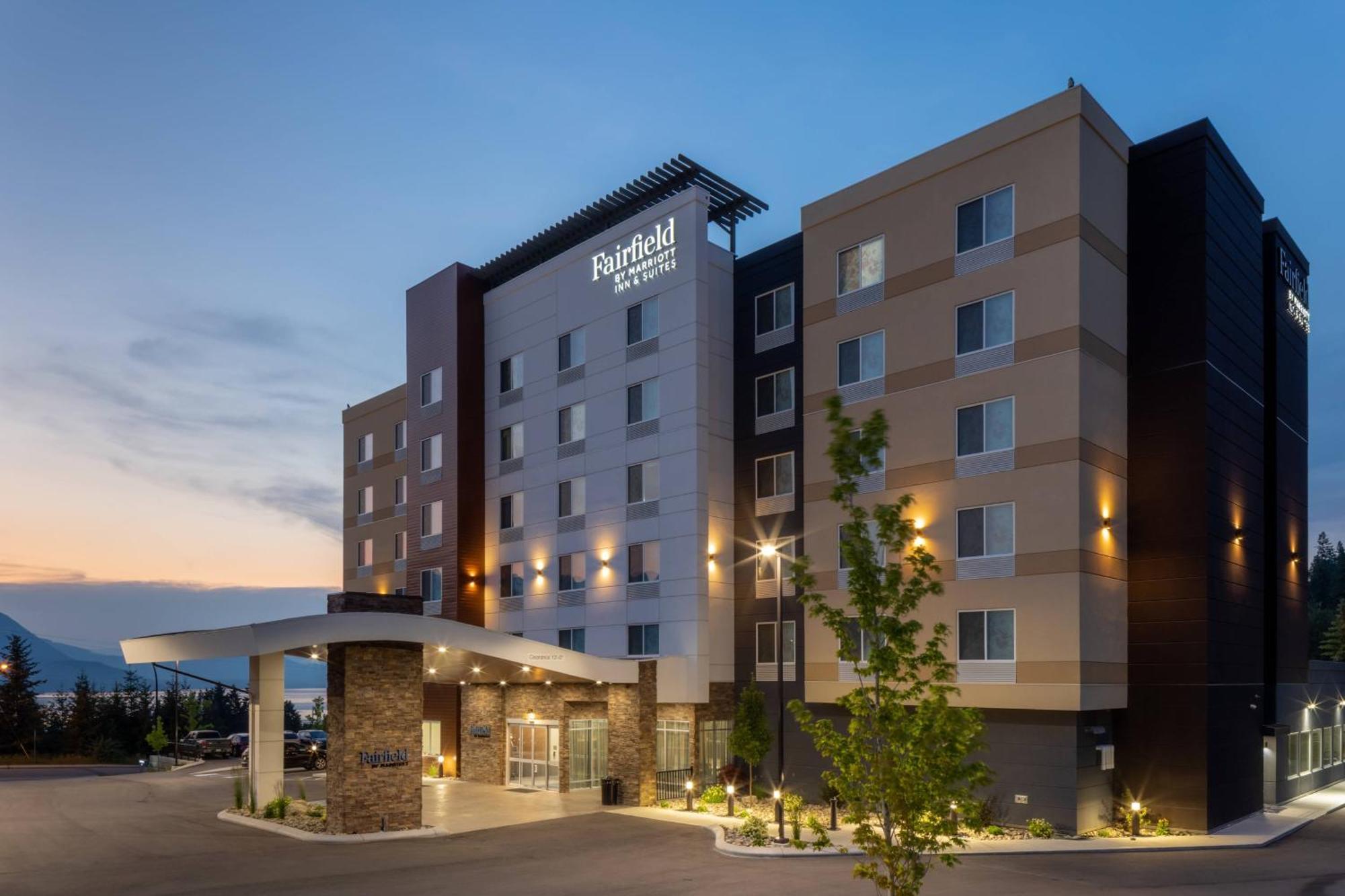 Hotel Fairfield & By Marriott 4*